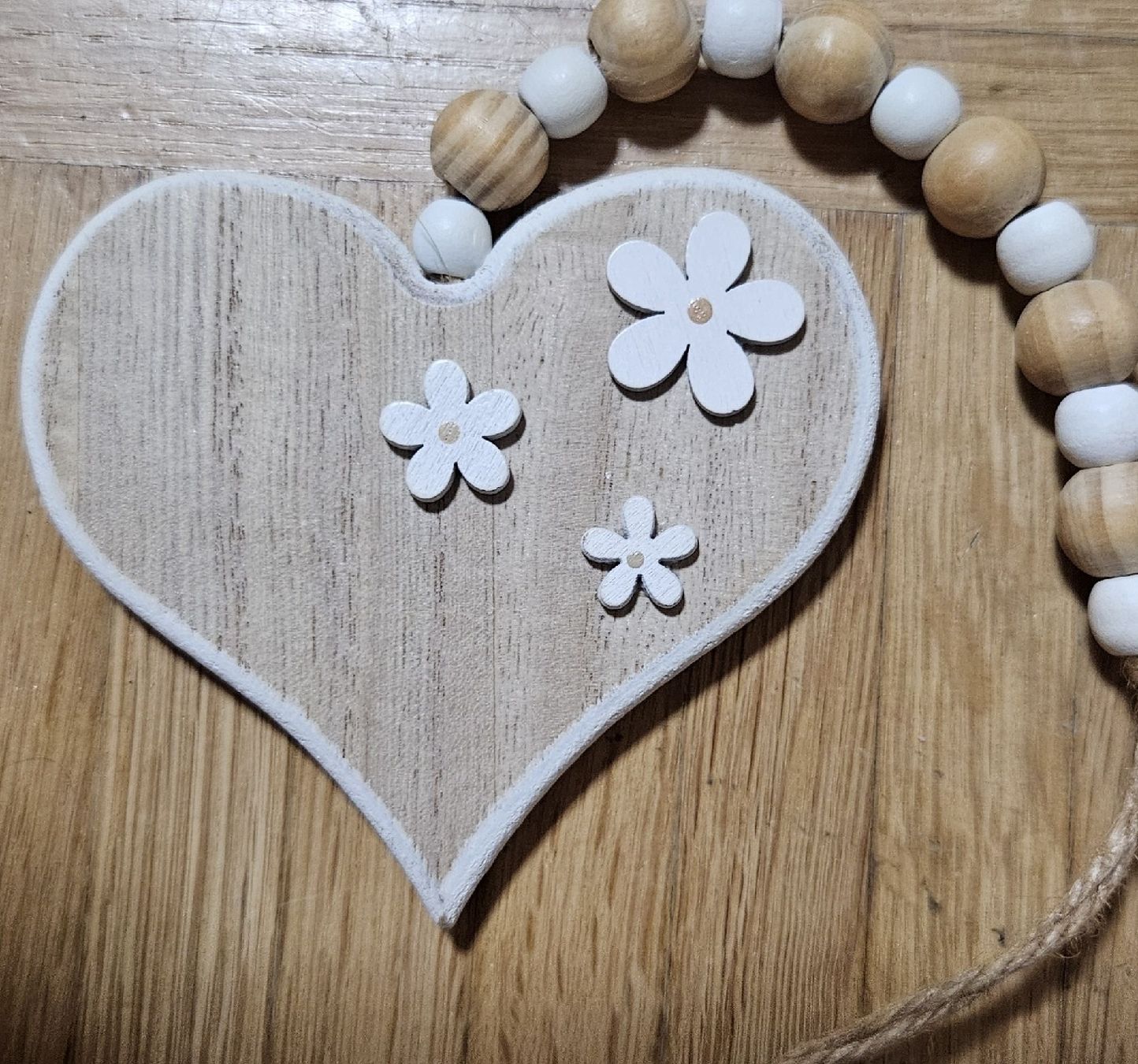 Tutte le decorazioni: Deko Holzherz mit Holzperlen, Handarbeit – Usato da Horw venduto da Zedy01 2