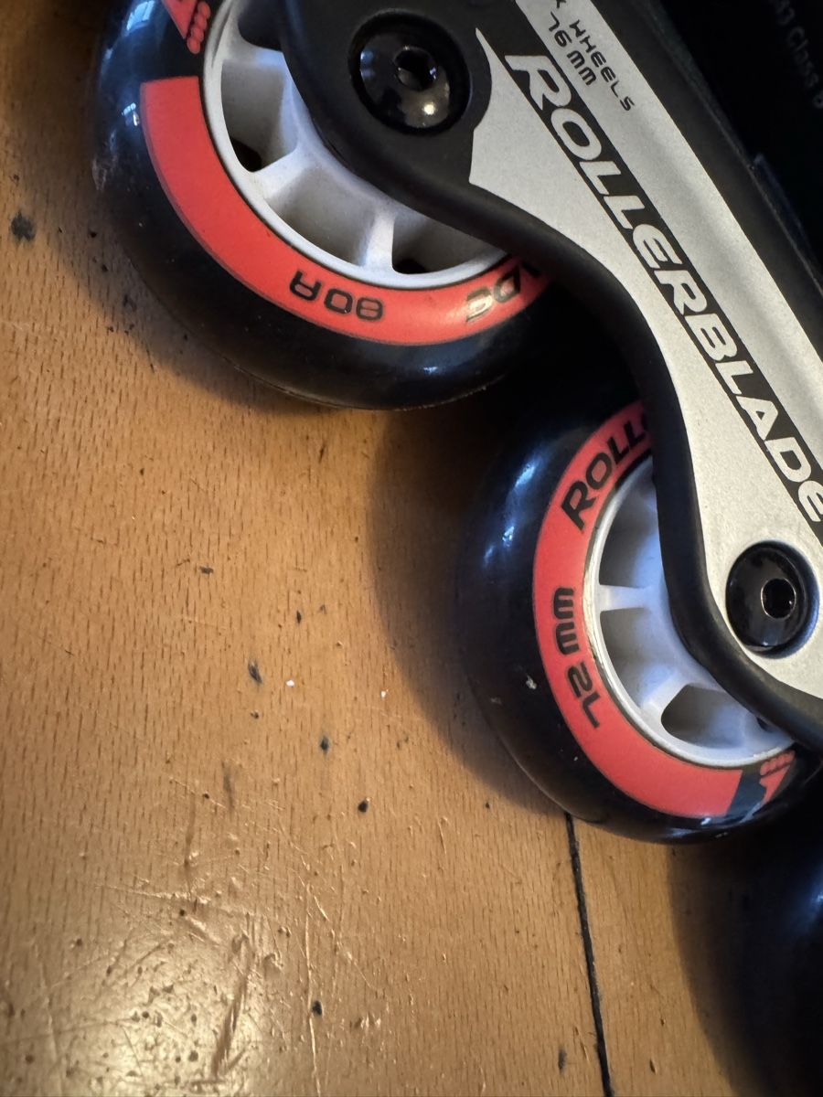 Pattini in linea & Pattini a rotelle: Inline Skates Rollerblade Spitfire used adjustable – Usato da Zürich venduto da Glam08 3