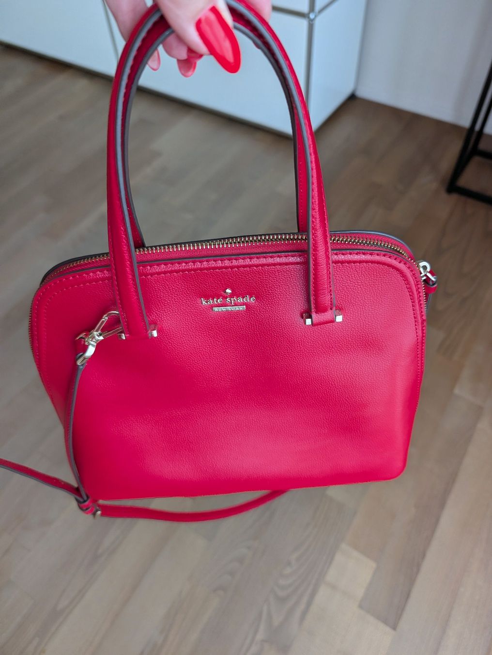 Kate Spade Taschen für Damen: rote Handtasche von Kate Spade – Gebraucht aus Ettingen von Chrisdots 1