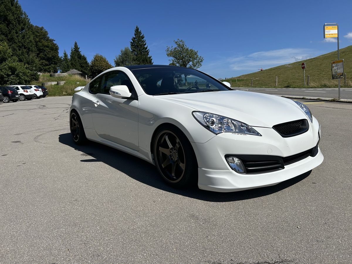 Hyundai Automobili: Hyundai Genesis Coupé 3.8V6 AT – Usato da Oppligen venduto da elt_7xdv 4