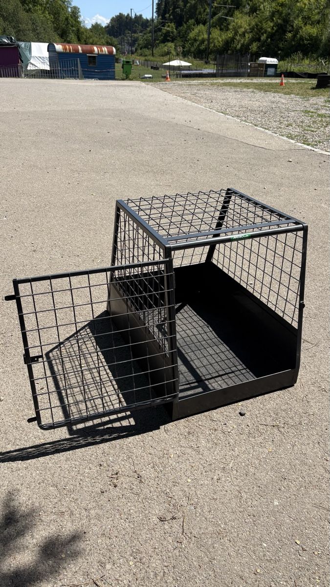 Meiko Gabbie, trasporto & Sicurezza: Hundebox von Meiko, abschliessbar  – Usato da Uster venduto da dbli01 1