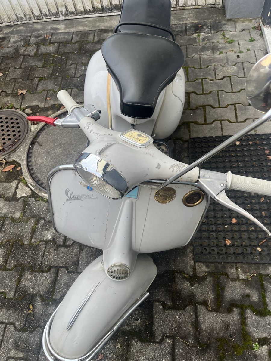 Piaggio Scooter: Vespa VNB3 Olack – Usato da Thun venduto da Cpia 9