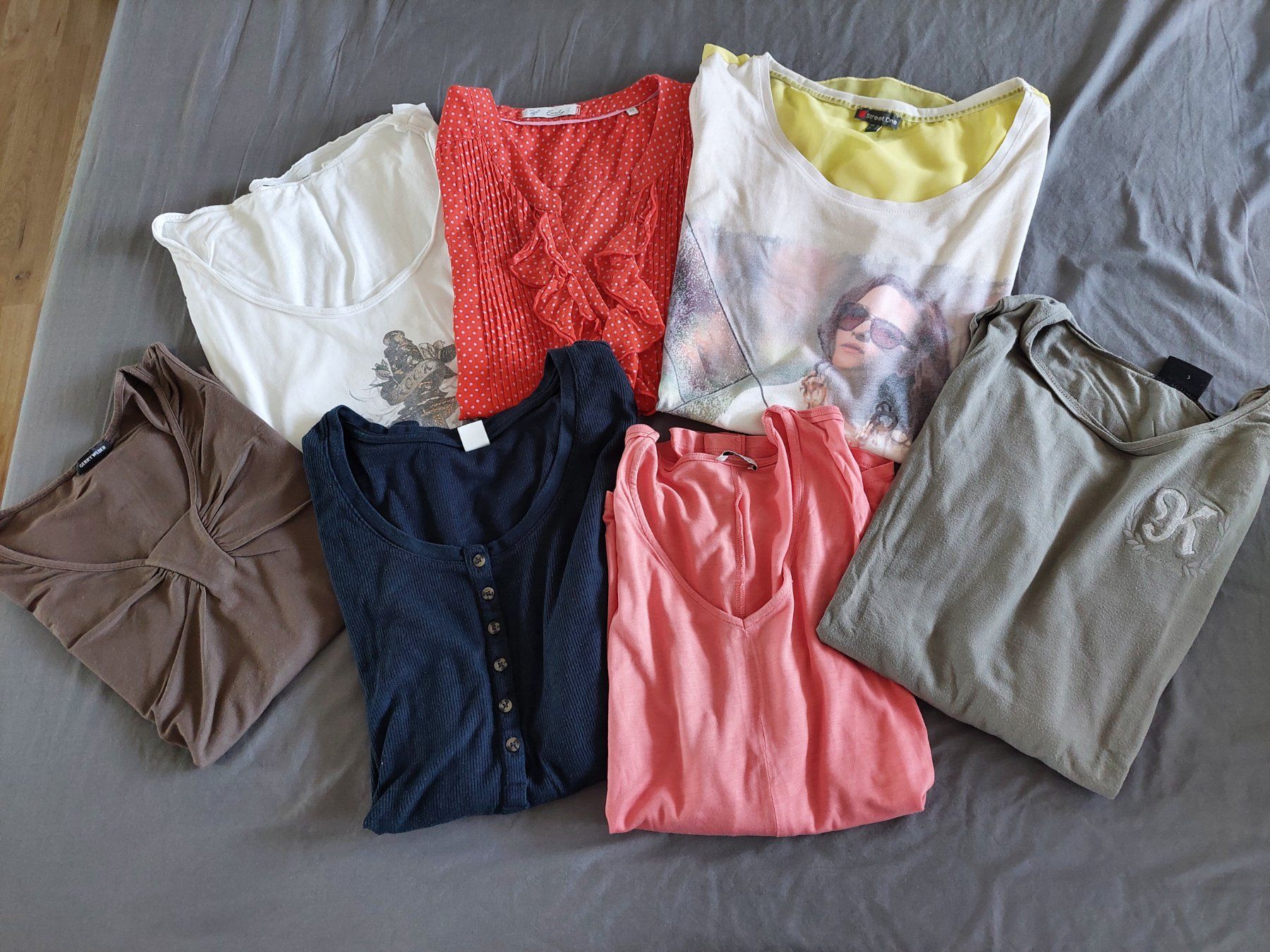 Lotti di vestiti: 30 TEILIGES MARKENKLEIDER PAKET GR. L – Usato da Münchenstein venduto da Strupfi 2