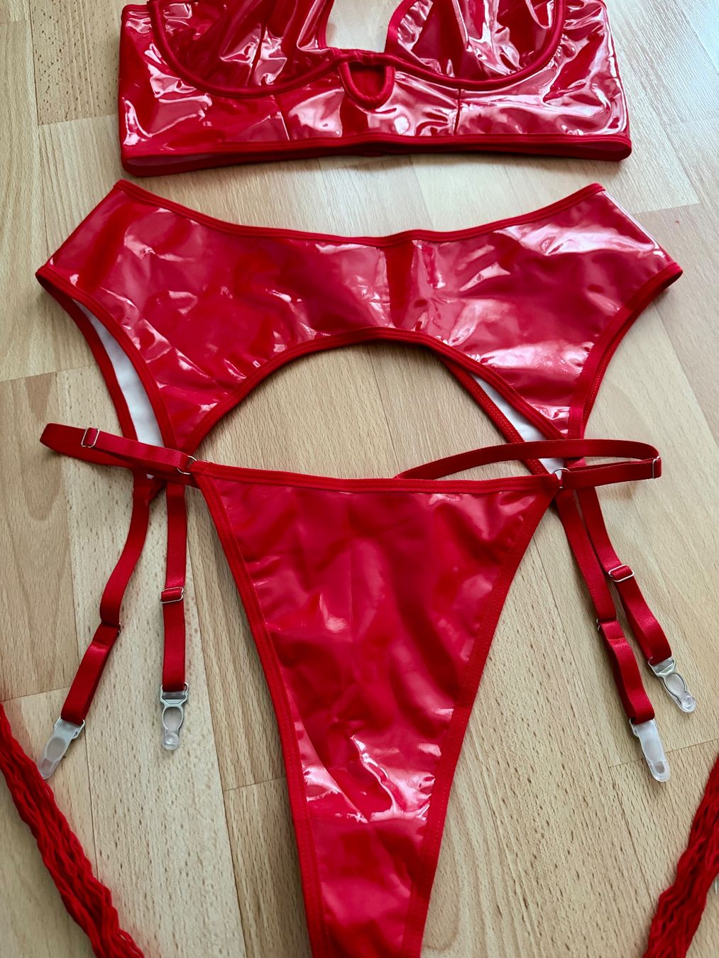 Altra biancheria intima: Lack Dessous Set - SeXy Straps Set – Nuovo e nell'imballaggio originale da Uetendorf venduto da Stoun 4