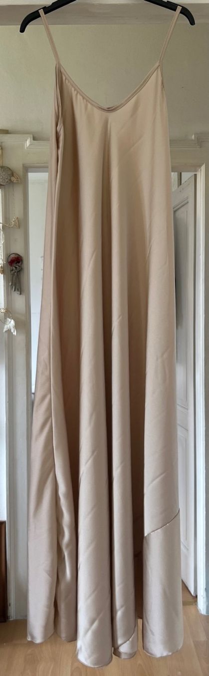Vestiti: LONGUE ROBE! M – Nuovo e nell'imballaggio originale da Locarno venduto da NicoNion
