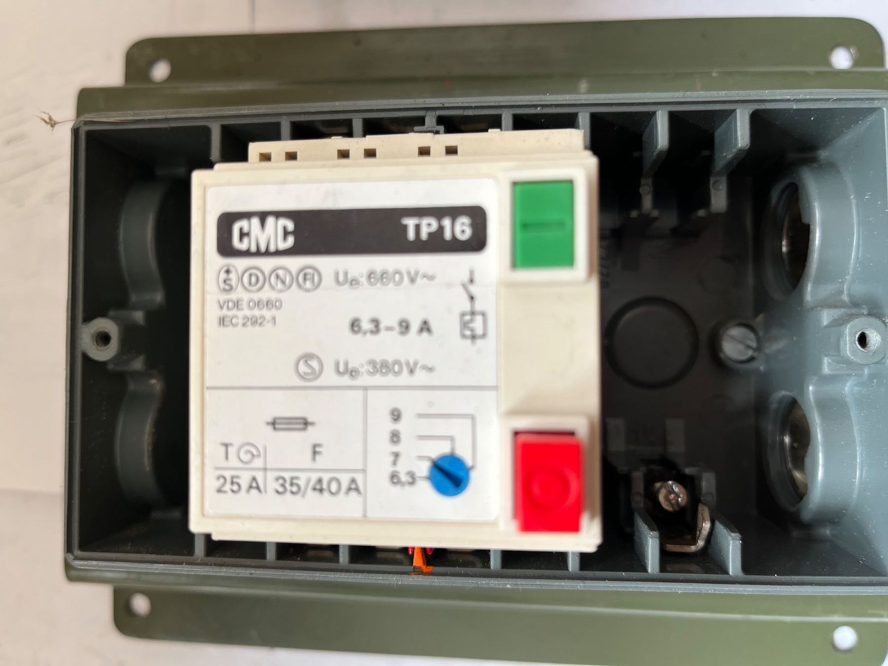 Interruttori: Motorschutzschalter CMC 3x400V – Usato da Küblis venduto da hypofacto 1