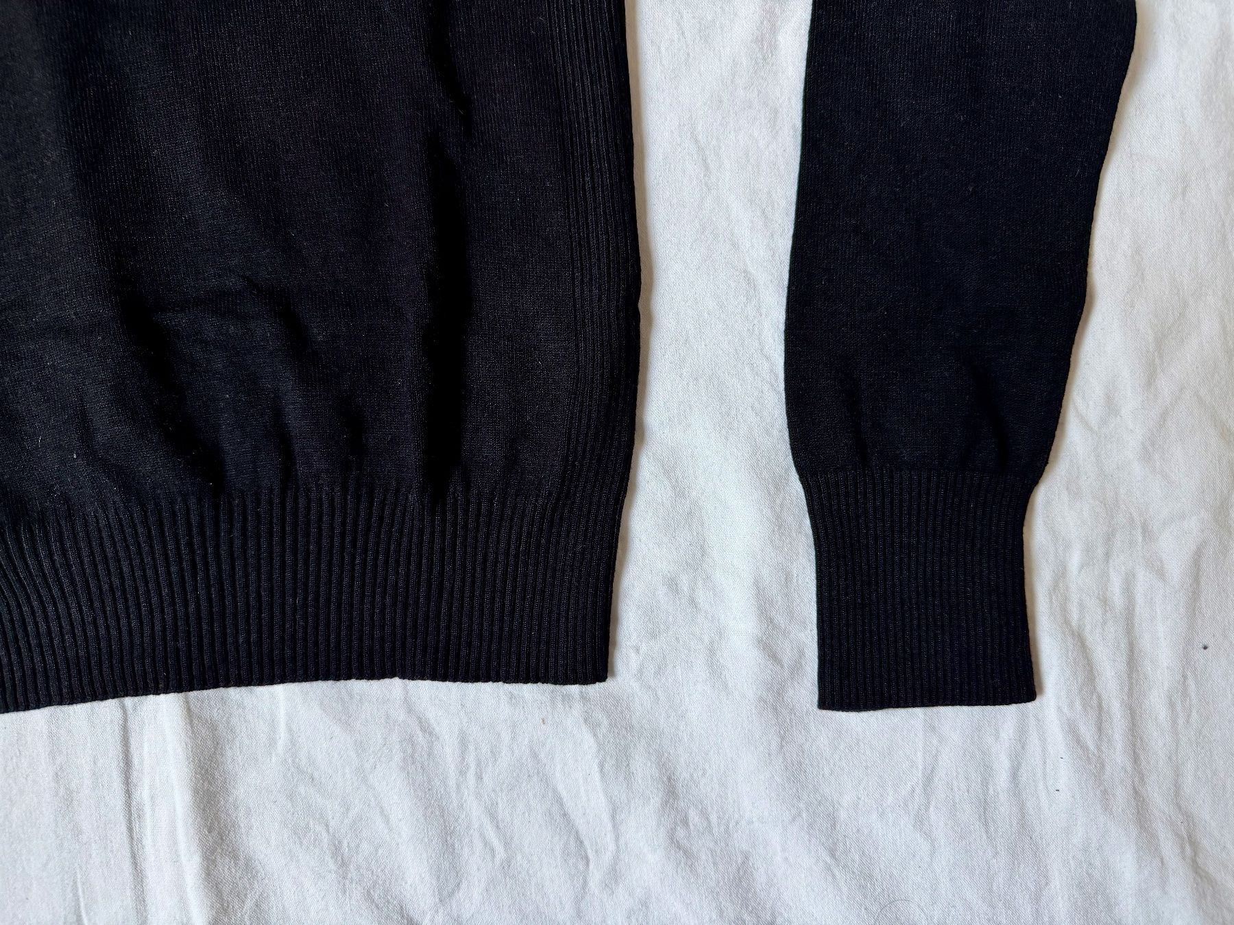 Maglioni & Felpe: Street One Feinstrick Pullover schwarz, V-Ausschnitt, Gr. 34 – Usato da Basel venduto da Solaia28 2