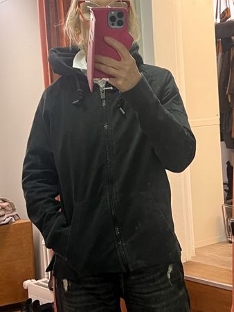 Elbsand Jacke mit Kapuze, Schwarz, Grösse S – Top Zustand!