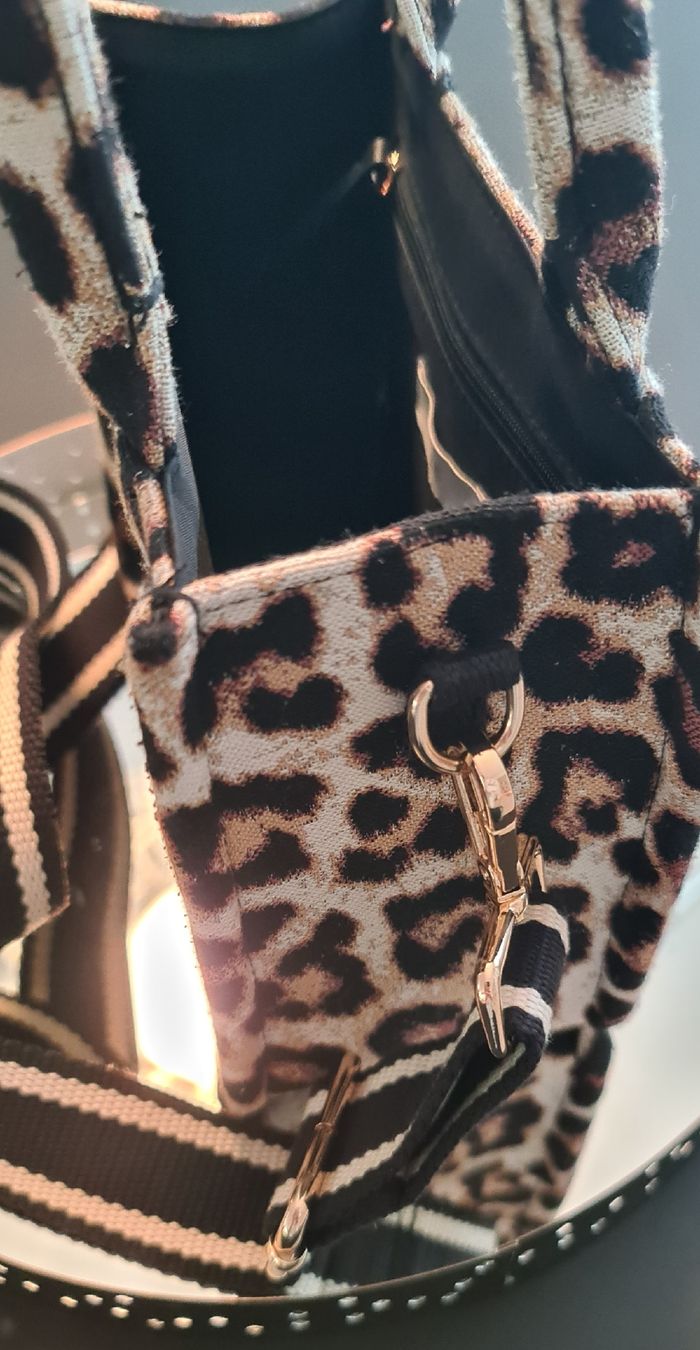 Borse da donna: Tasche in Animalprint – Nuovo (secondo la descrizione) da Ostermundigen venduto da louisetcoco13 1