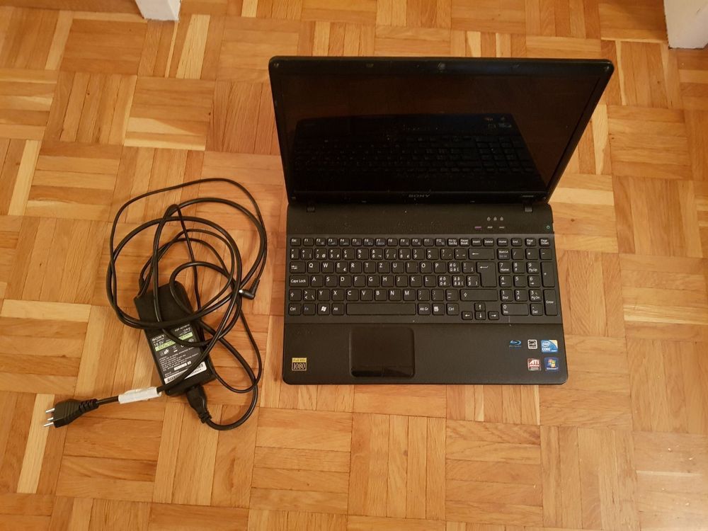 Tastiera Tedesca (DE) Sostitutiva Per Notebook Sony Vaio PCG-71211m – Ricambio Con Cavo E Viti
