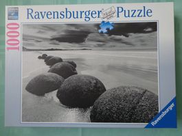 Puzzle 1000 Teile Ravensburger Schwarz und weiss