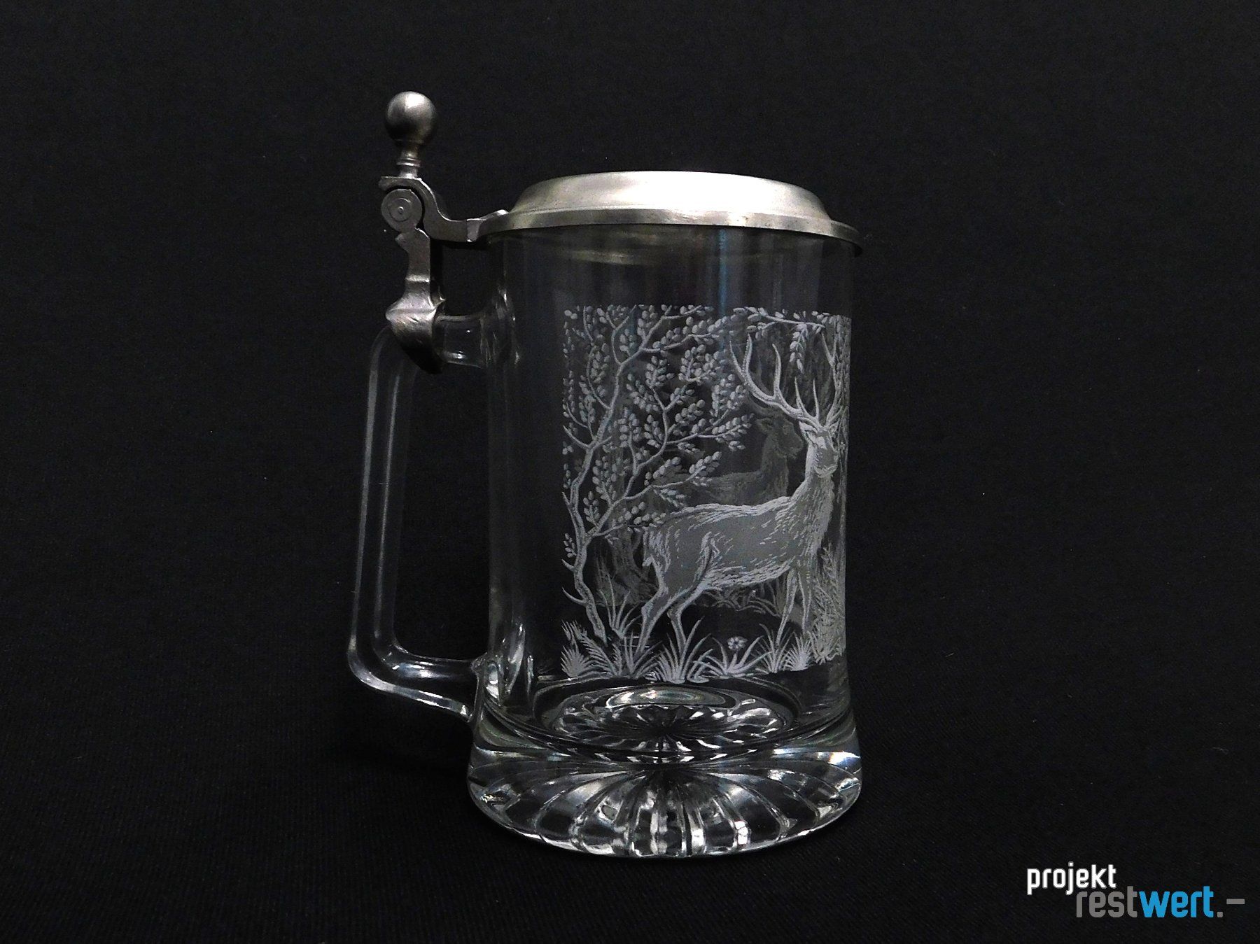 Verres: Bierkrug mit Zinndeckel – D'occasion à Bülach par restwert_buelach 1