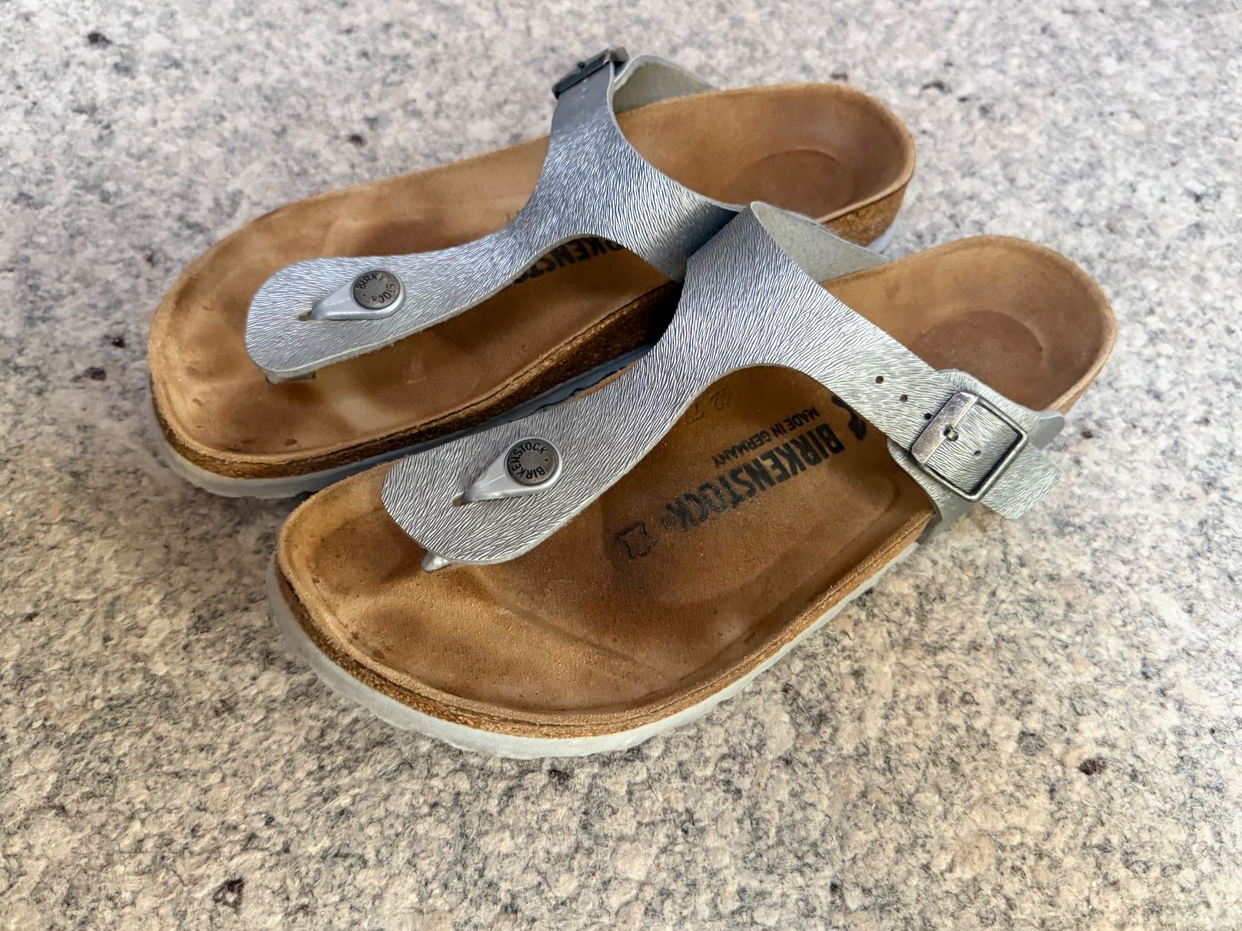 Birkenstock Damenschuhe: Birkenstock Gizeh Gr. 40 – Gebraucht aus Wattwil von edel88