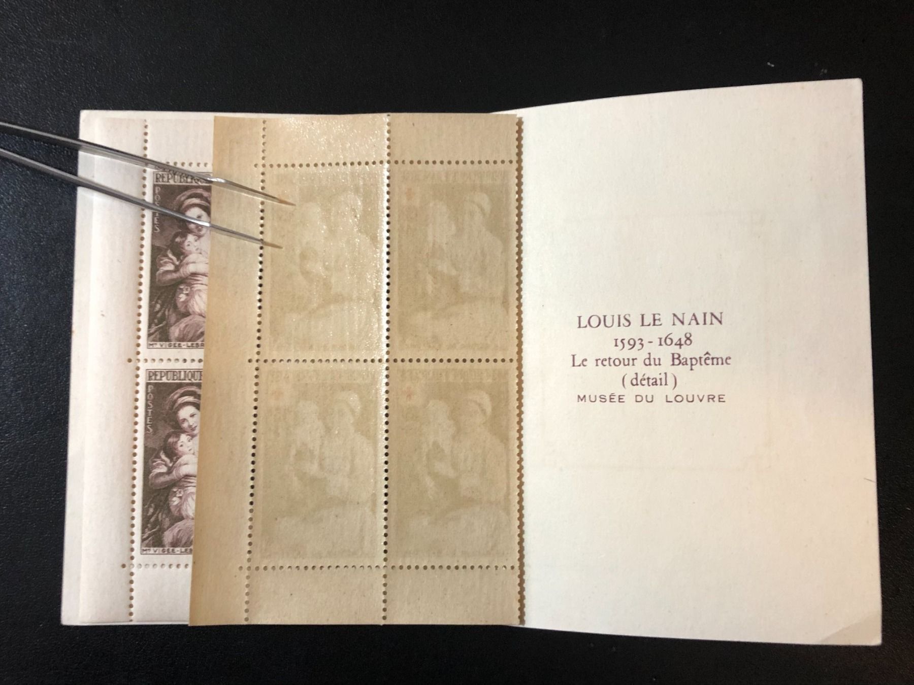 Tutti i francobolli: () Carnet Croix-Rouge 1953 (num. Y&T 2002) – Nuovo e nell'imballaggio originale da Lausanne venduto da ffhoud 3