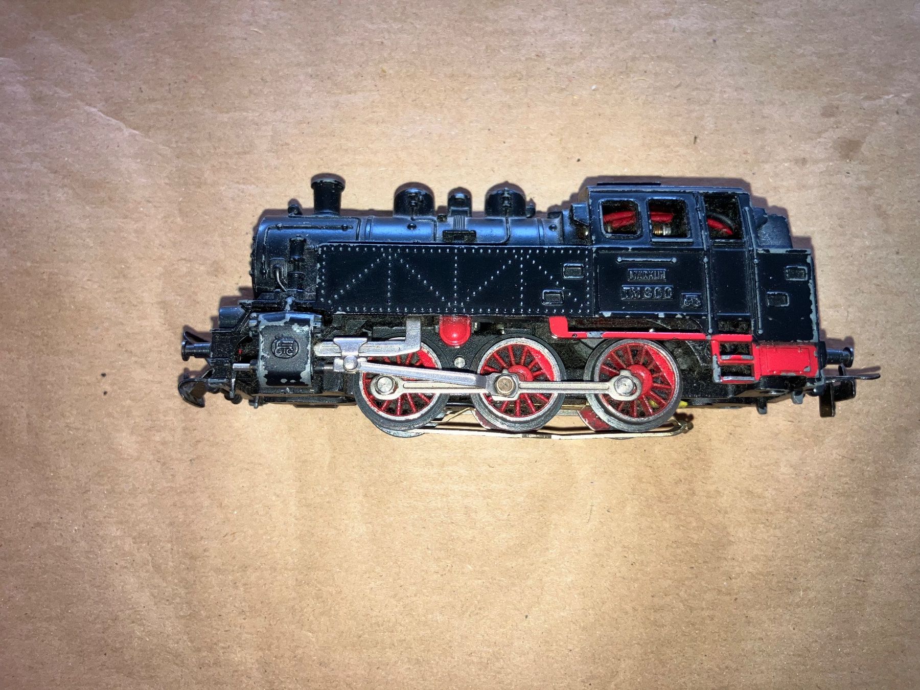 Märklin Modellini di ferrovie: Märklin TM 800 / 3004 Dampflok der DB – Difettoso da Bütschwil venduto da Semaphor 4