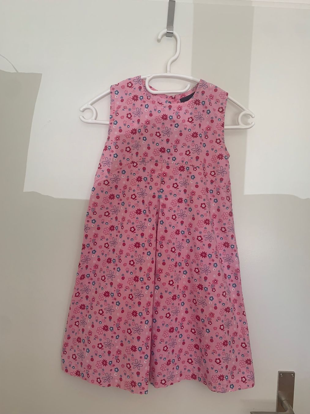 Kleiderpakete & -sets: 4x Mädchen Sommerkleider Grösse 128 – Gebraucht aus Winterthur von Doha20 7
