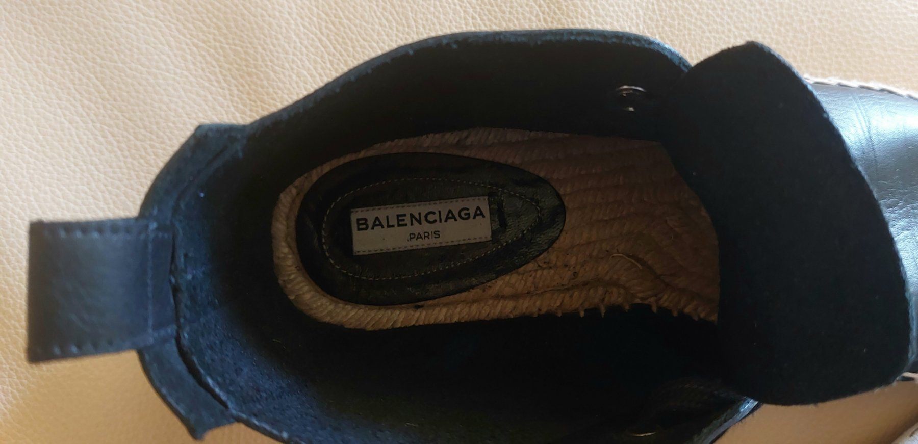 Damenschuhe: Original Stiefeletten von Balenciaga – Gebraucht aus Zürich von lakili 2