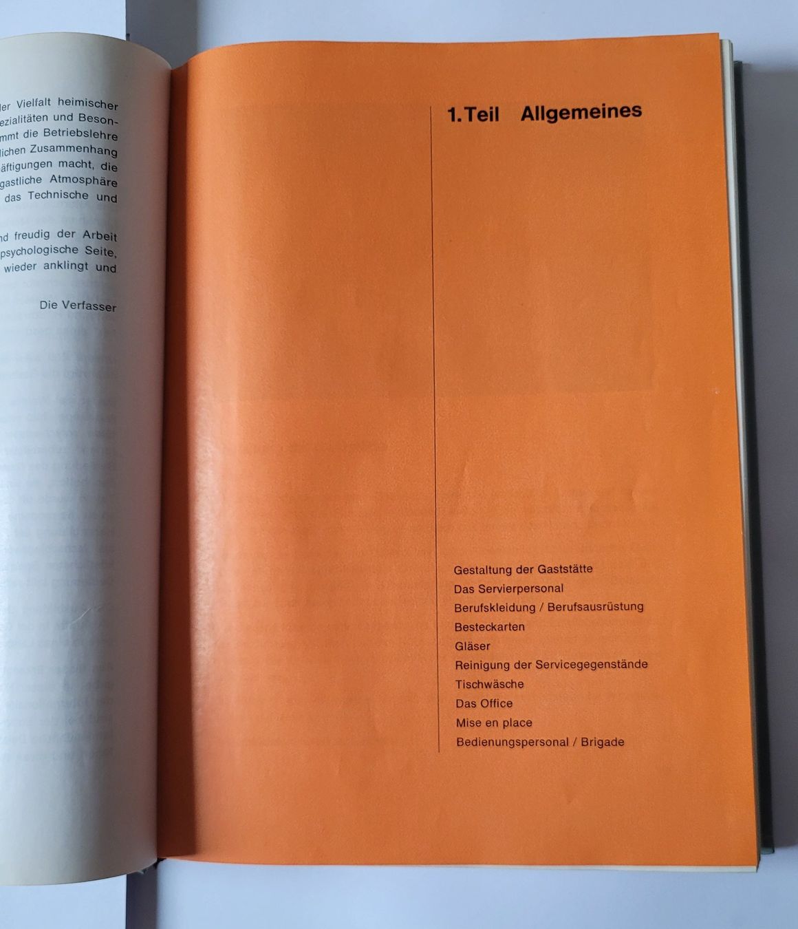 Libri: Servier- und Getränkekunde, 1968 – Usato da Zürich venduto da Avd 8