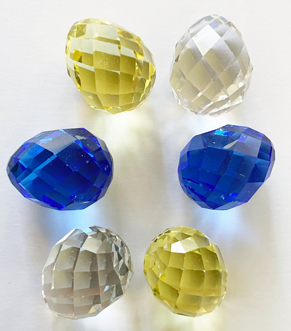 Swarovski Tutte le decorazioni: 6 Stück kleine Eier von Swarovski – Usato da Chur venduto da elifornico