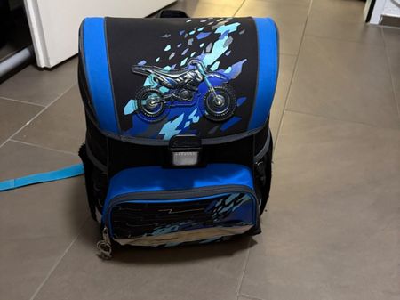 Kinder Schulranzen blau mit Motocross Motiv guter Zustand