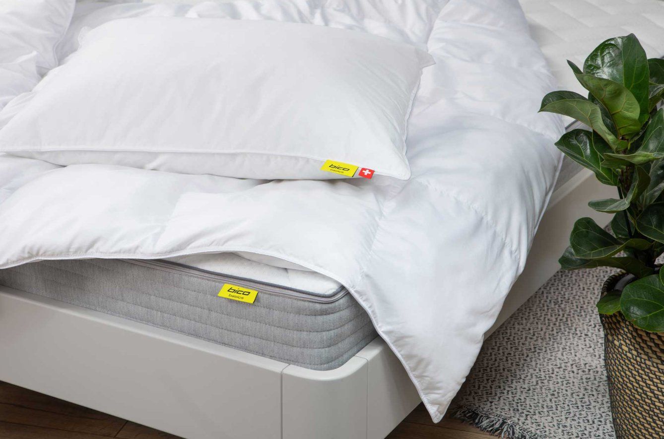 Kissen: Bico Kissen FeatherTouch – Neu und originalverpackt aus Adlikon b.Regensdorf von MK-VORHANGSERVICE