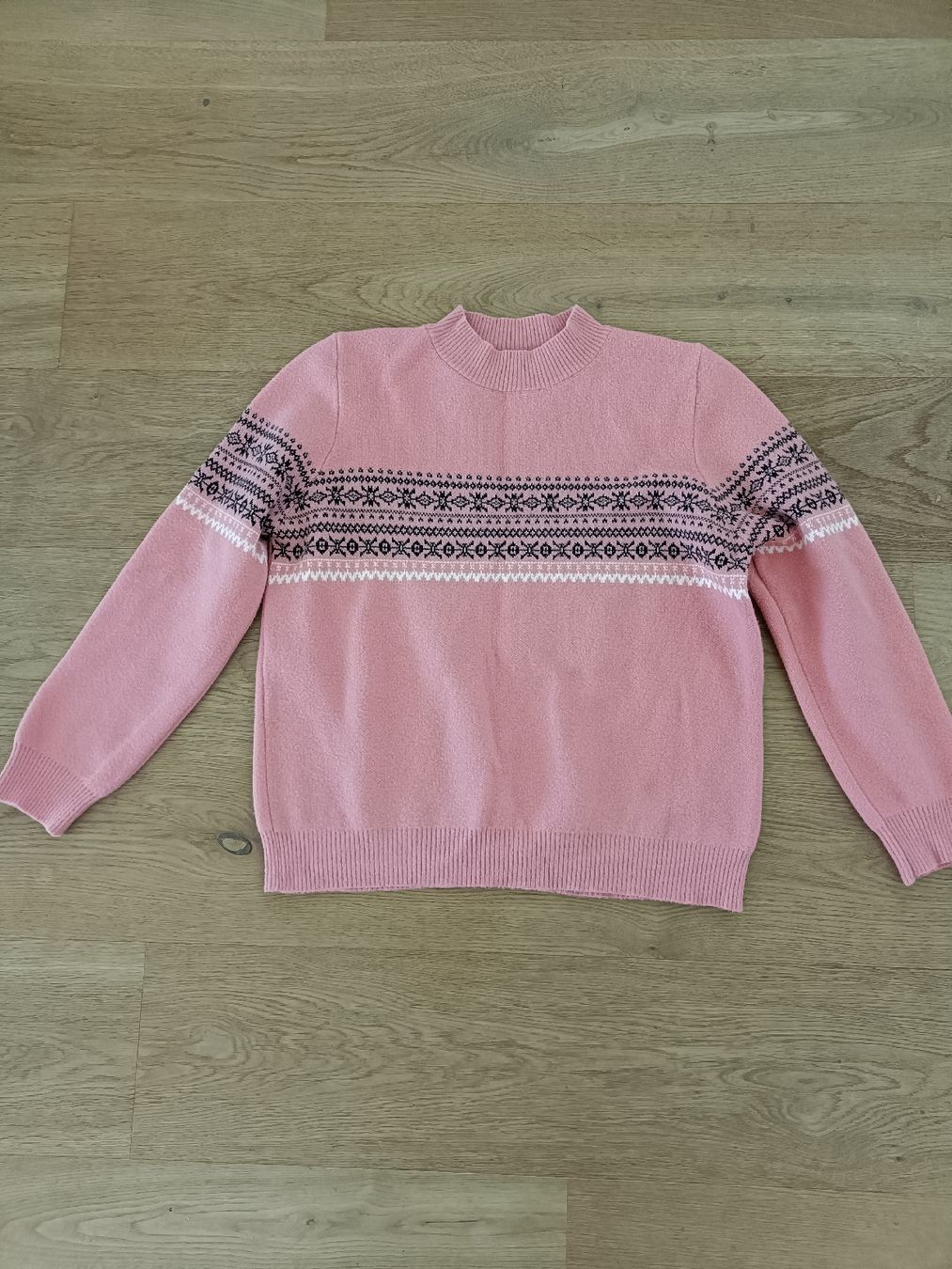 Maglioni & Felpe: Chicorée Pullover, Grösse eher L, Rosa mit Muster, Winter – Usato da Winterthur venduto da meci02 4
