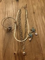 goldiges Schmuckset