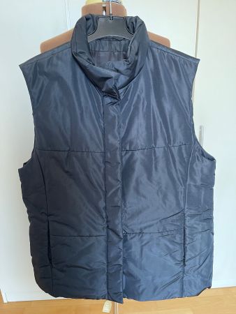 FS Sport wunderschön verarbeitetes Gilet schwarz, Gr. 42