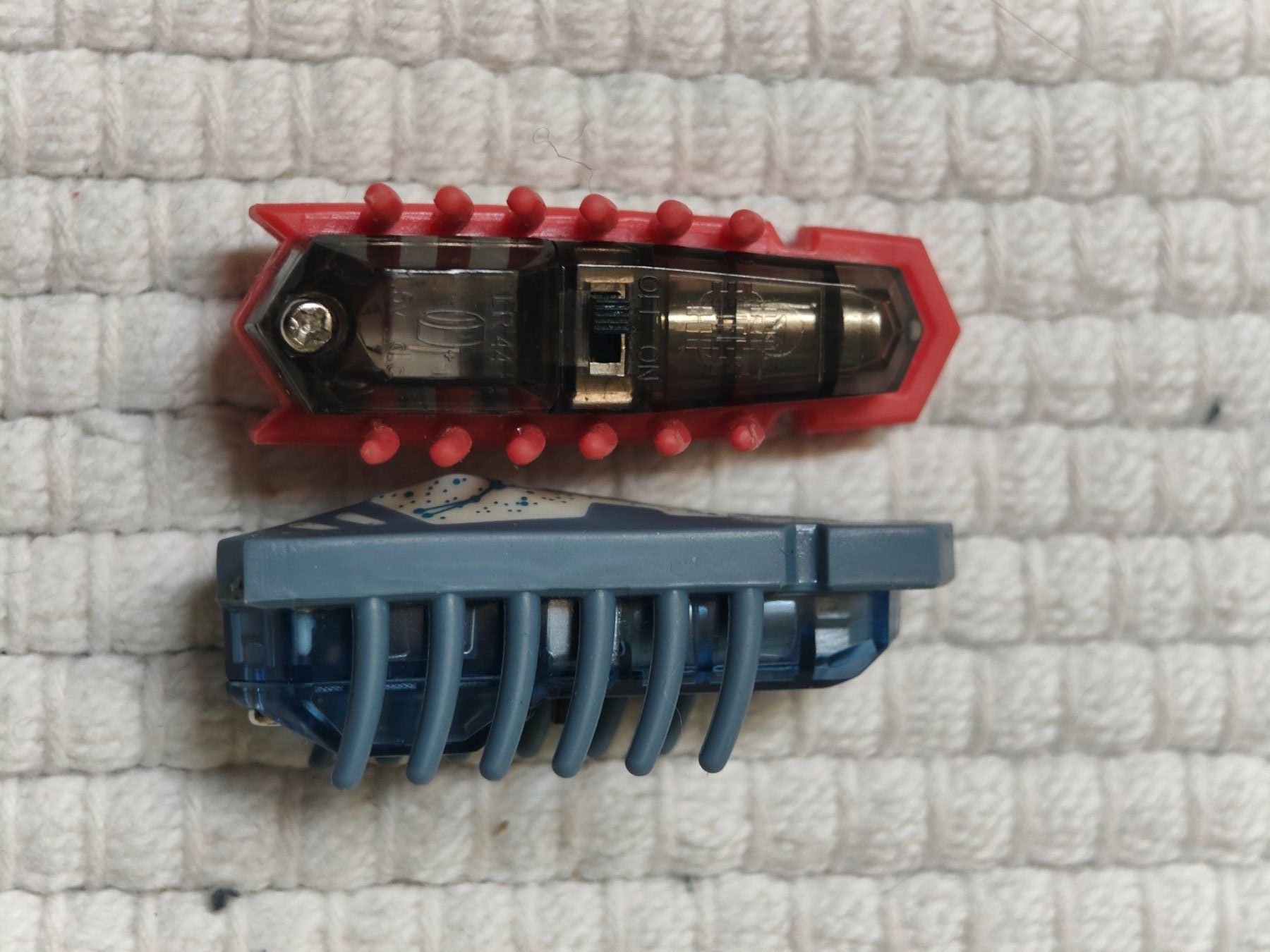 Giocattoli: 2x Hexbug Nano Glows in the dark – Usato da Seiry venduto da Alirap 1