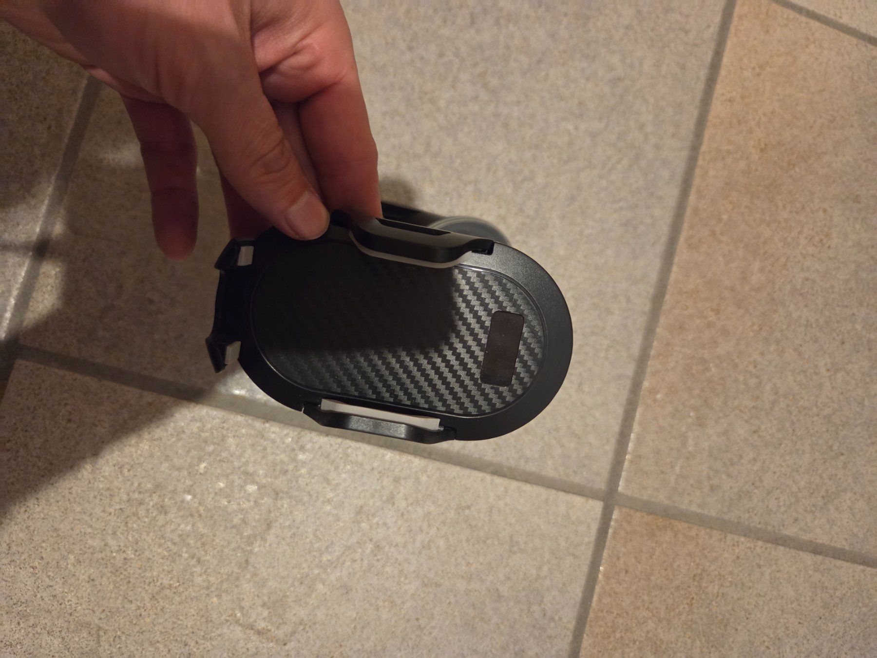 Staffe: Auto Handyhalterung NEU – Nuovo (secondo la descrizione) da Zizers venduto da watchcomp. 1