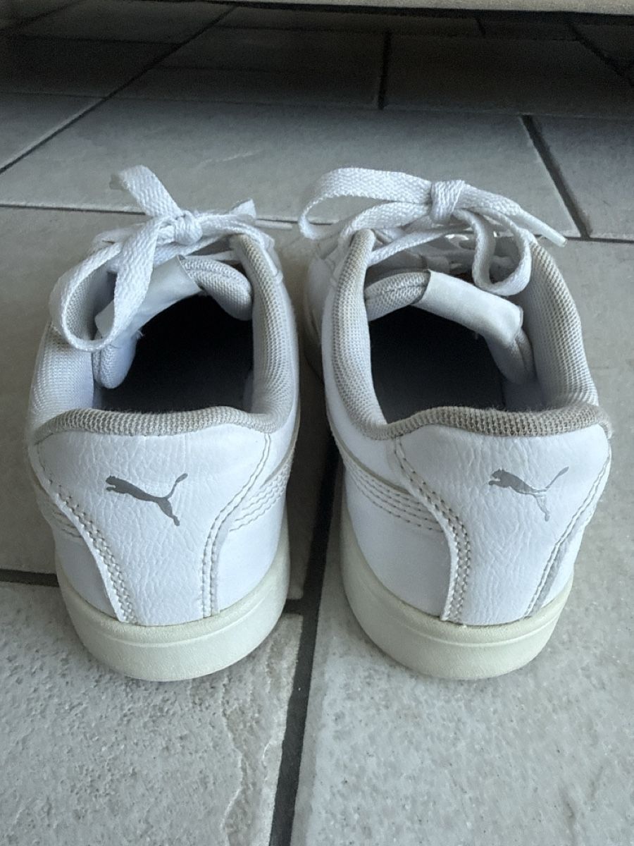 Puma Schuhe für Mädchen: Schuhe „PUMA“ Gr.37-38 – Gebraucht aus Waltenschwil von lina-04 2