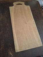 Grosses massives Holzbrett