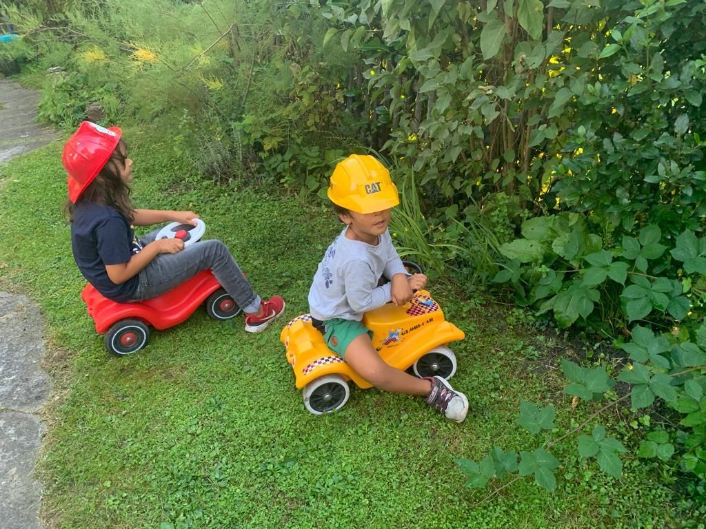 Veicoli per bambini: Petites voitures de jardin – Usato da Zürich venduto da Alex.Zurich 1