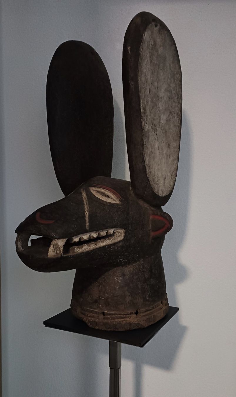 Internationale Kunst: Afrikanische Makonde – Gebraucht aus Vuiteboeuf von deux-matous 1