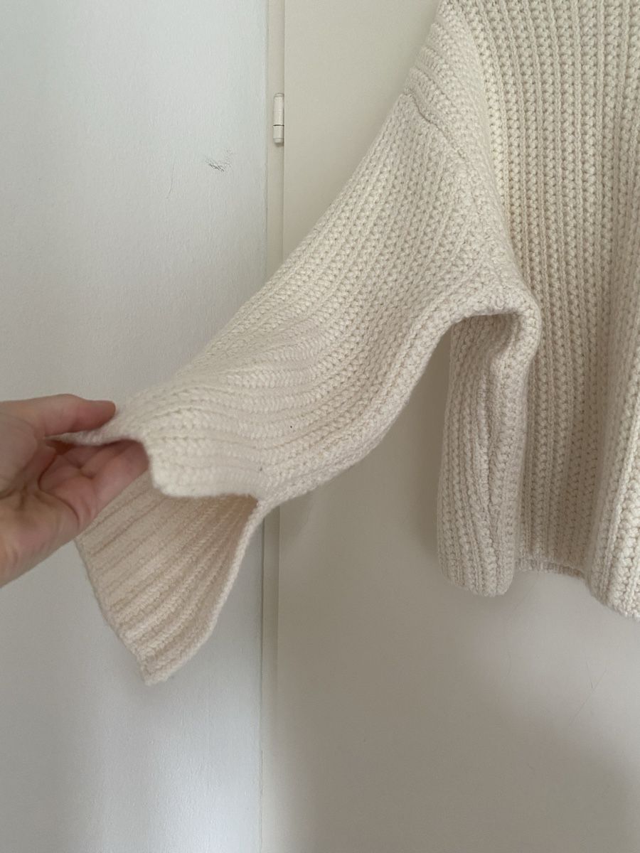 Zara Pullover & Sweatshirts: Zara Knit Sweater – Gebraucht aus Wallisellen von eli_v7dn 1