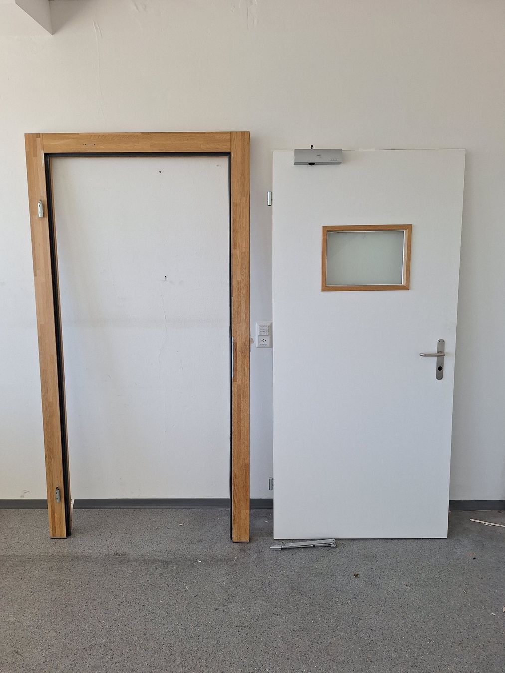 Porte: Brandschutztüre mit Rahmen – Usato da Birrwil venduto da toldi01