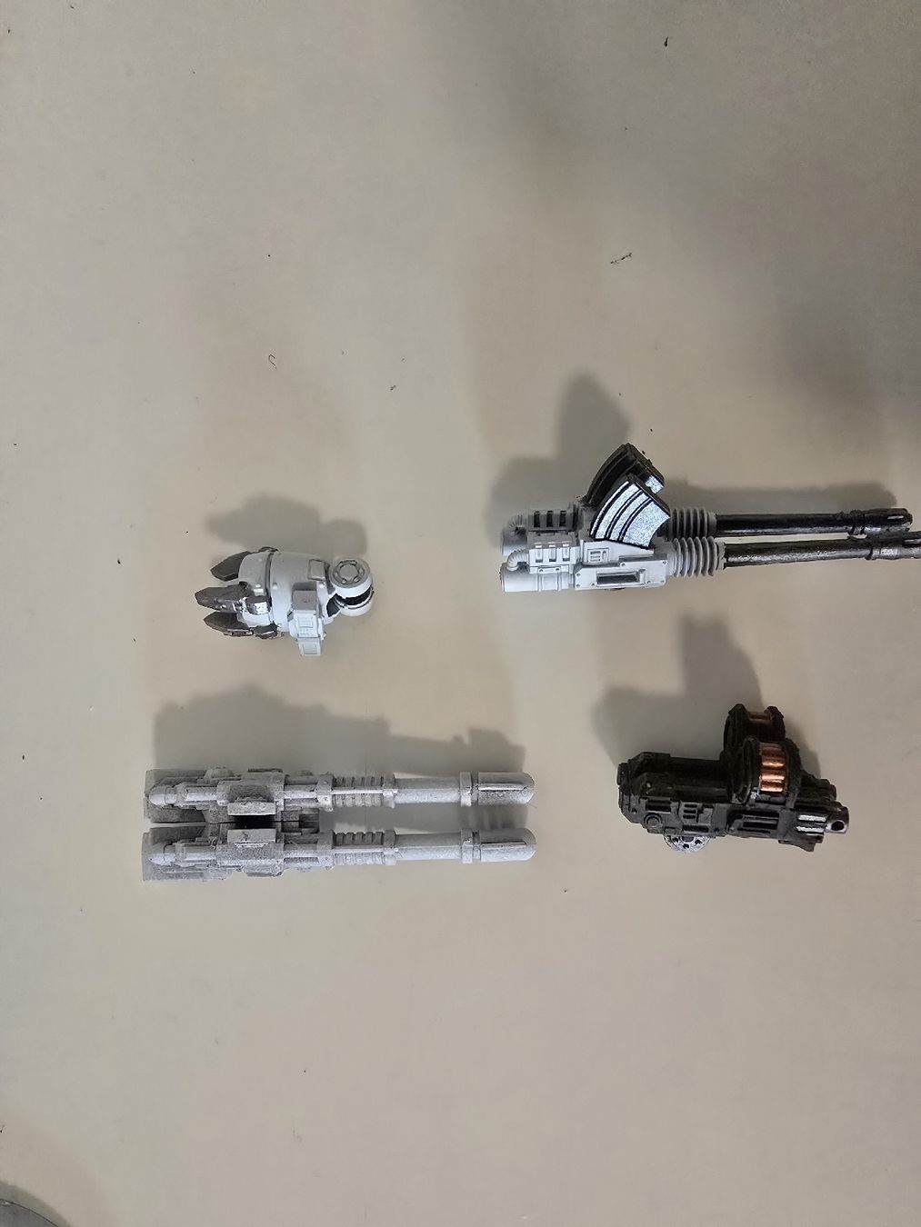 Kit di modellismo & Modellini statici: Warhammer Contemptor Dreadnought mit Waffen – Usato da Wollerau venduto da jos_c9z8 1