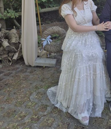 Needle& Thread Ballkleid-Hochzeitskleid- neuwertig 