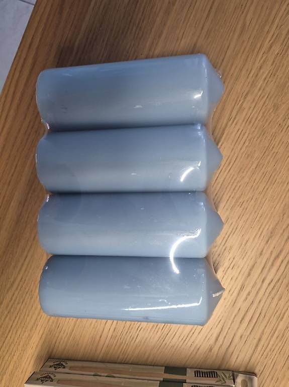 Candele: Kerzen 4x blau – Usato da Menzingen venduto da bostit69
