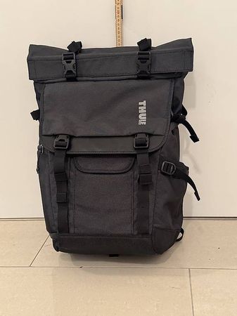 Thule Covert DSLR Rolltop Backpack 32lt