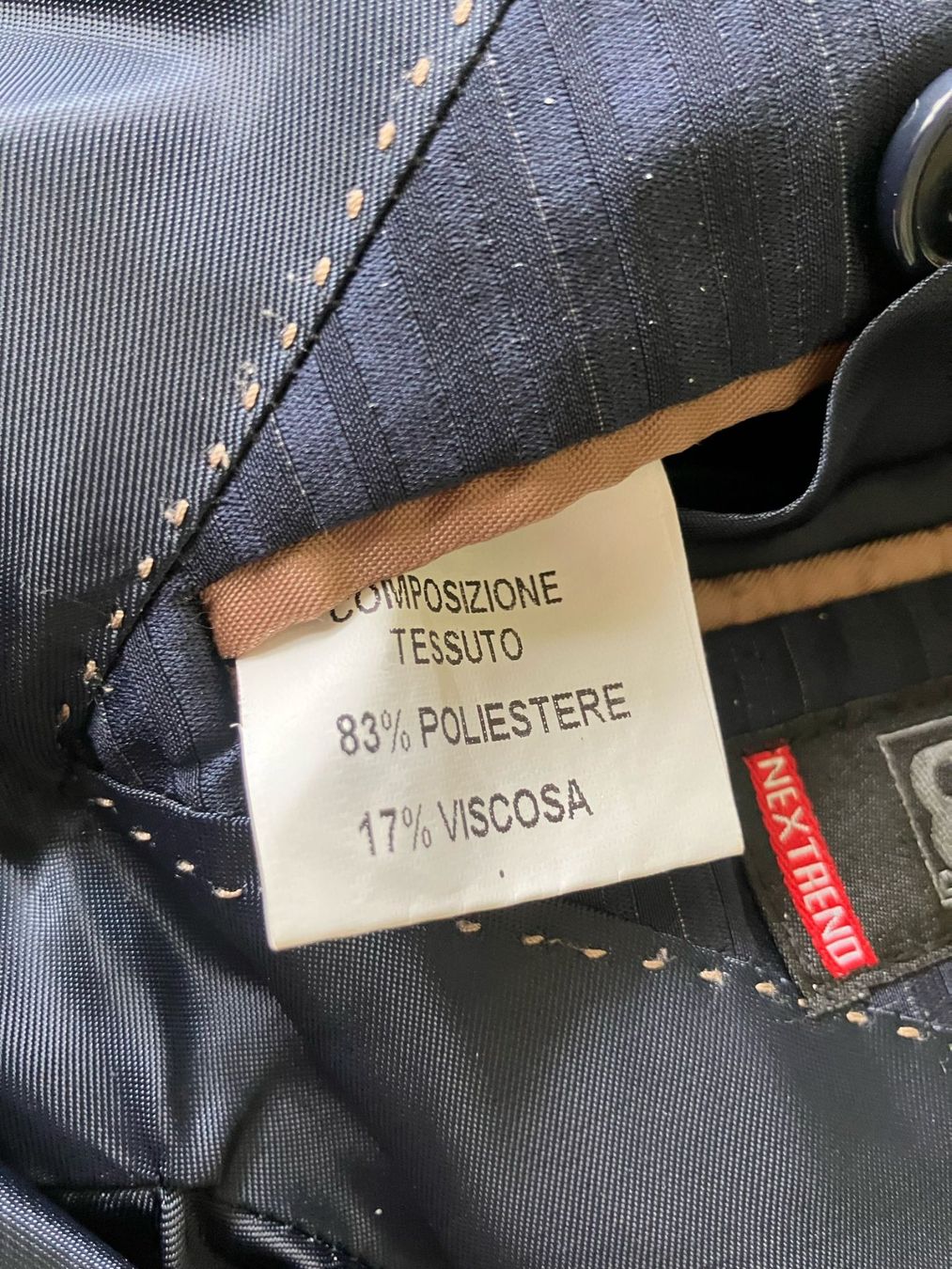 Completi: Completo uomo blu a righe Nextrend tg.46 – Usato da Melano venduto da H-Sara 1