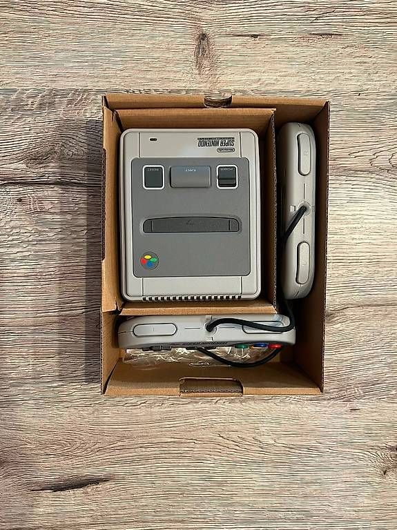 Console: Super Nintendo Classic Mini  OVP – Usato da Aarau venduto da PascalRohrbach 2