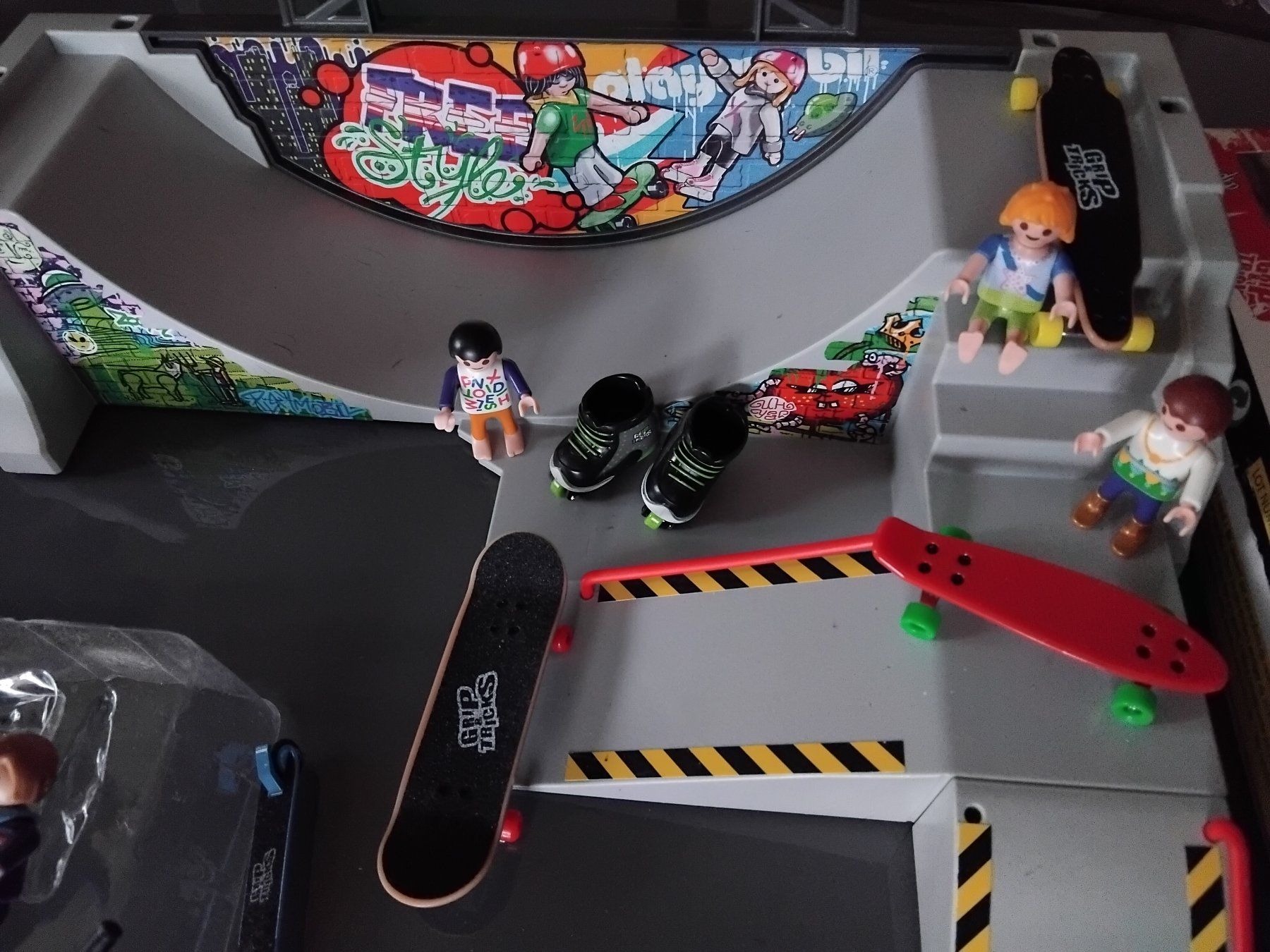 Playmobil Spielzeuge: Playmobil 4414 Skaterpark Halfpipe – Gebraucht aus Rorschach von kristys 3