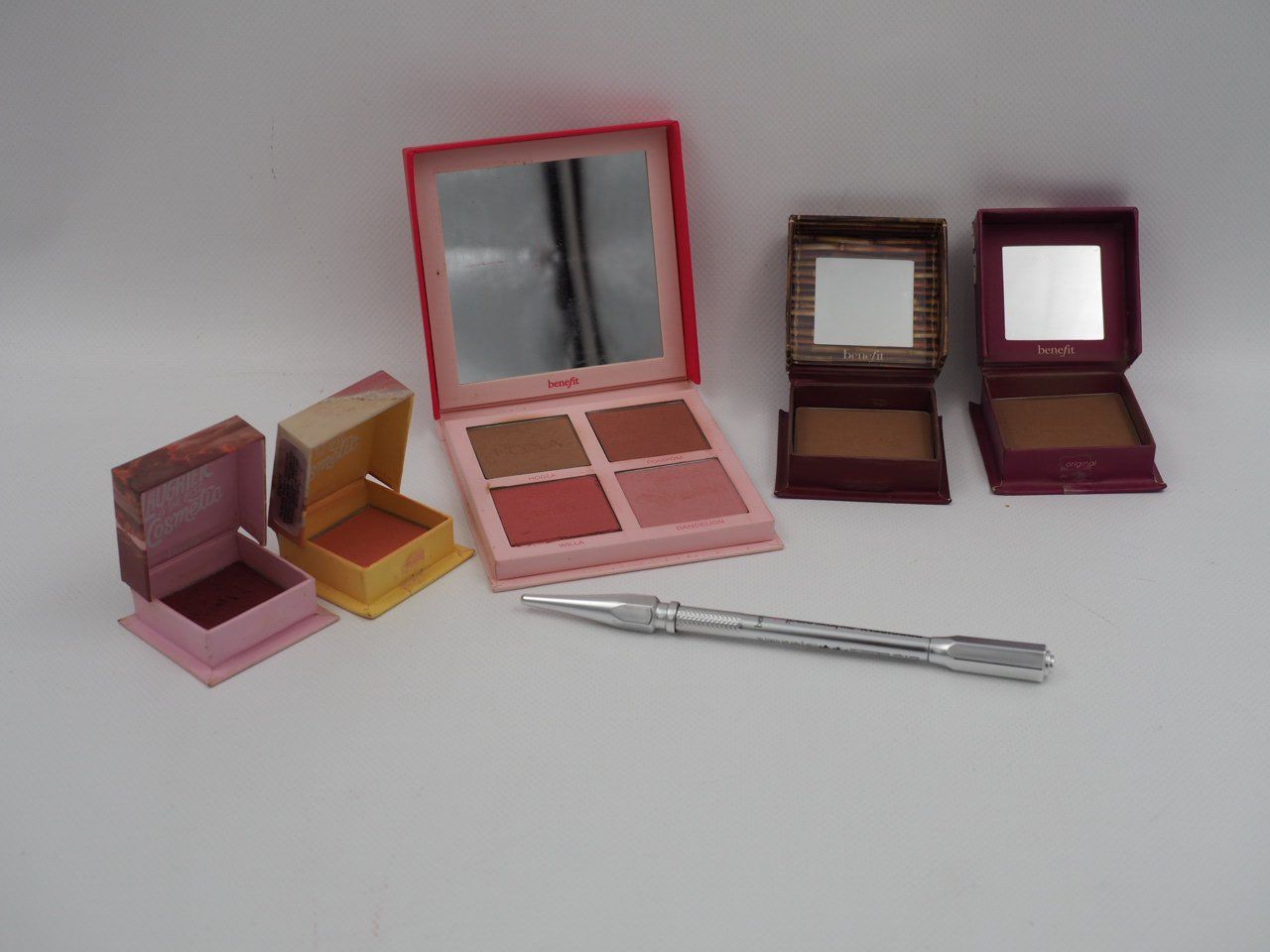 Make-up: BENEFIT Make-Up Set (26081821PL) – Gebraucht aus Zürich von fundsachenverkauf