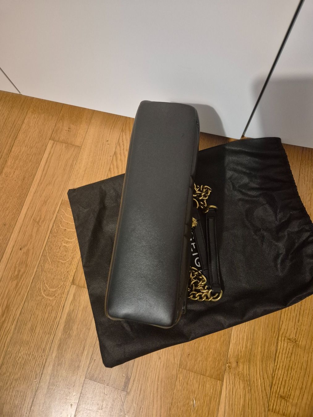 Kurt Geiger Borse da donna: Kurt Geiger Schultertasche – Nuovo (secondo la descrizione) da St. Gallen venduto da suz_l6zz 2