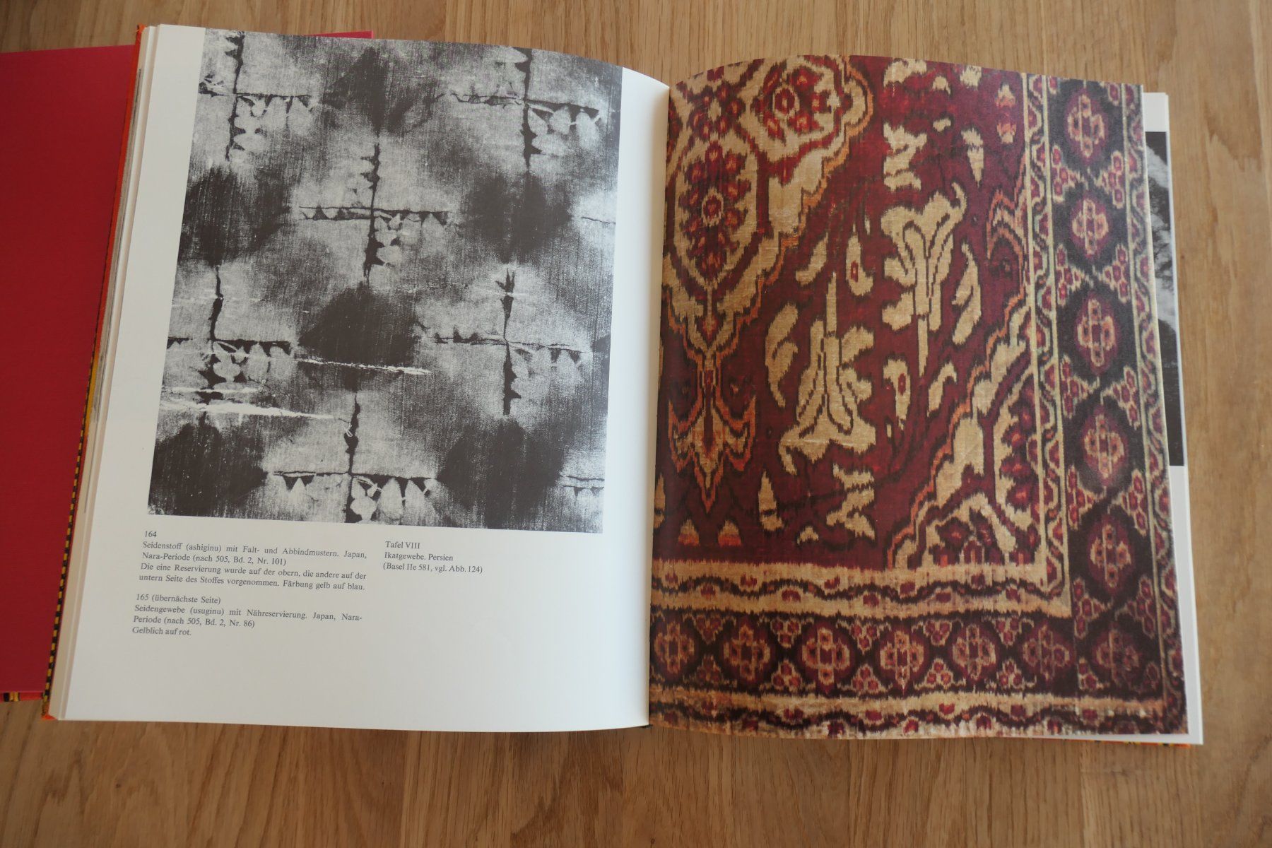 Livres: Buch Ikat Batik Plangi – D'occasion à Bern par Sabata1 2