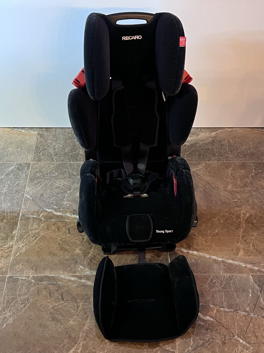 Recaro Seggiolini per auto: Kindersitz – Usato da Turbenthal venduto da Calabresetta