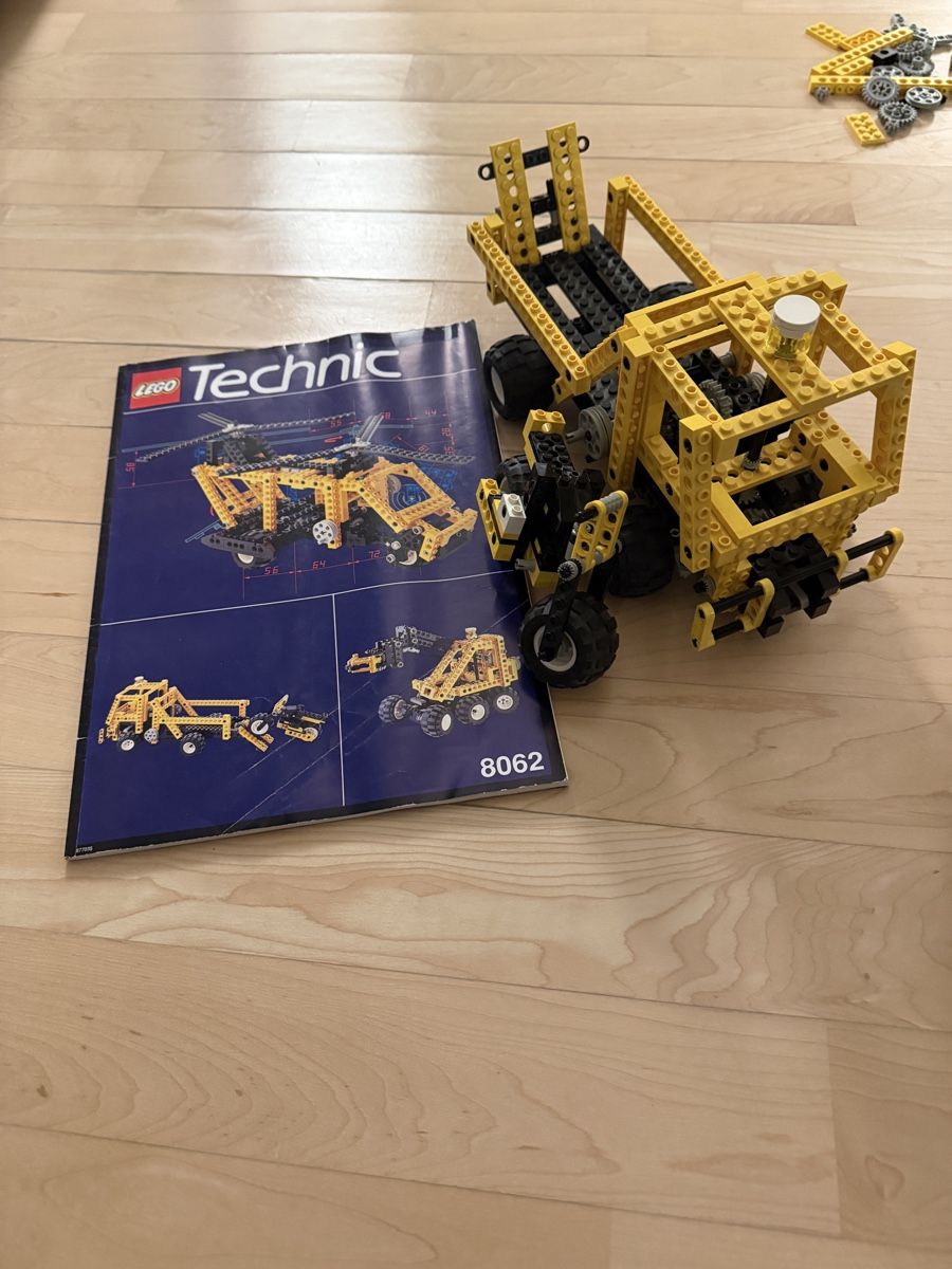 Technics Baukästen: Lego Technic Set mit diversen Fahrzeugen – Gebraucht aus Jona von p1faessl 2