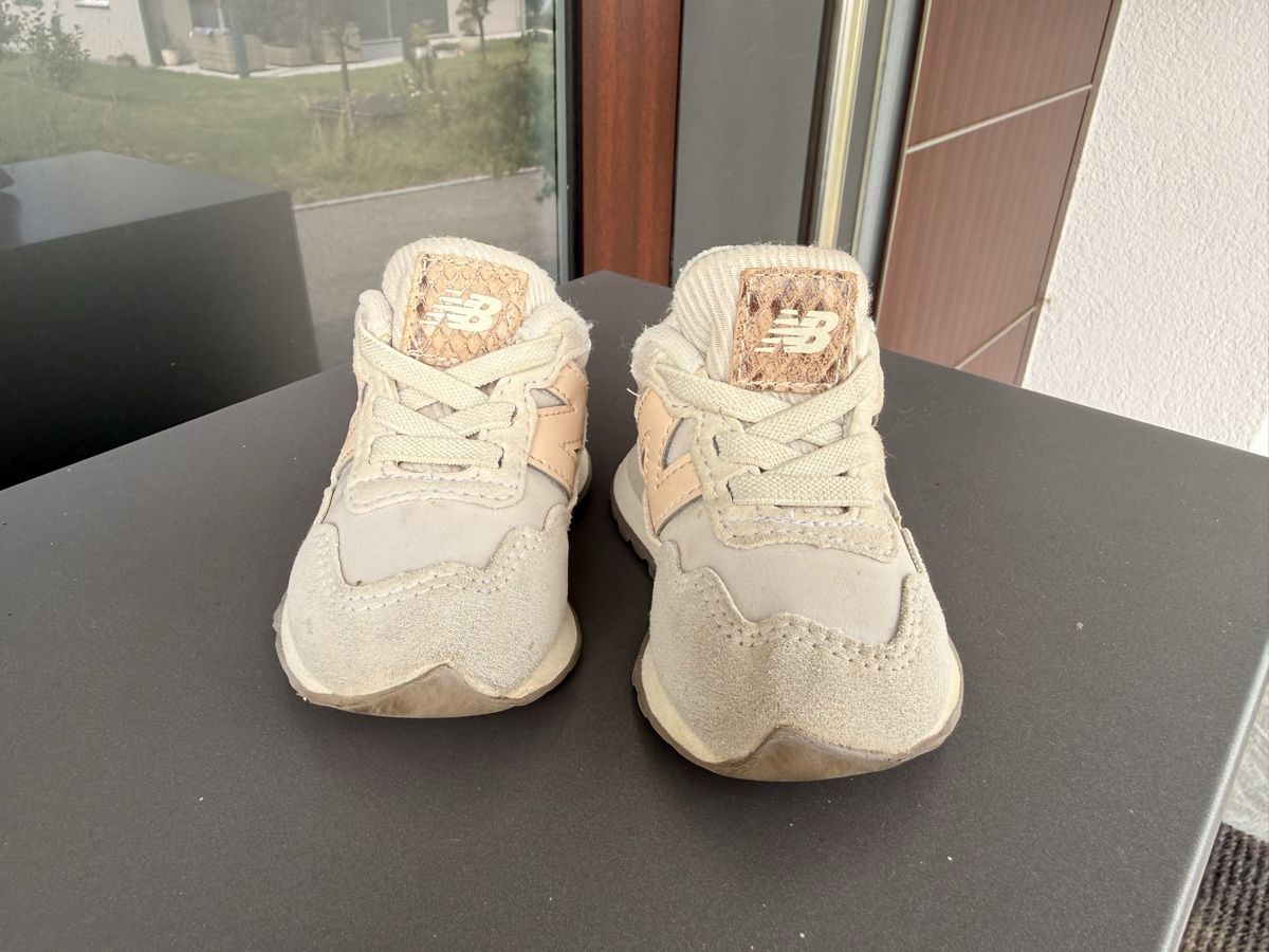 New Balance Chaussures garçon: New Balance Sneaker Size 20 – D'occasion à Diessenhofen par mar_8cyl 1