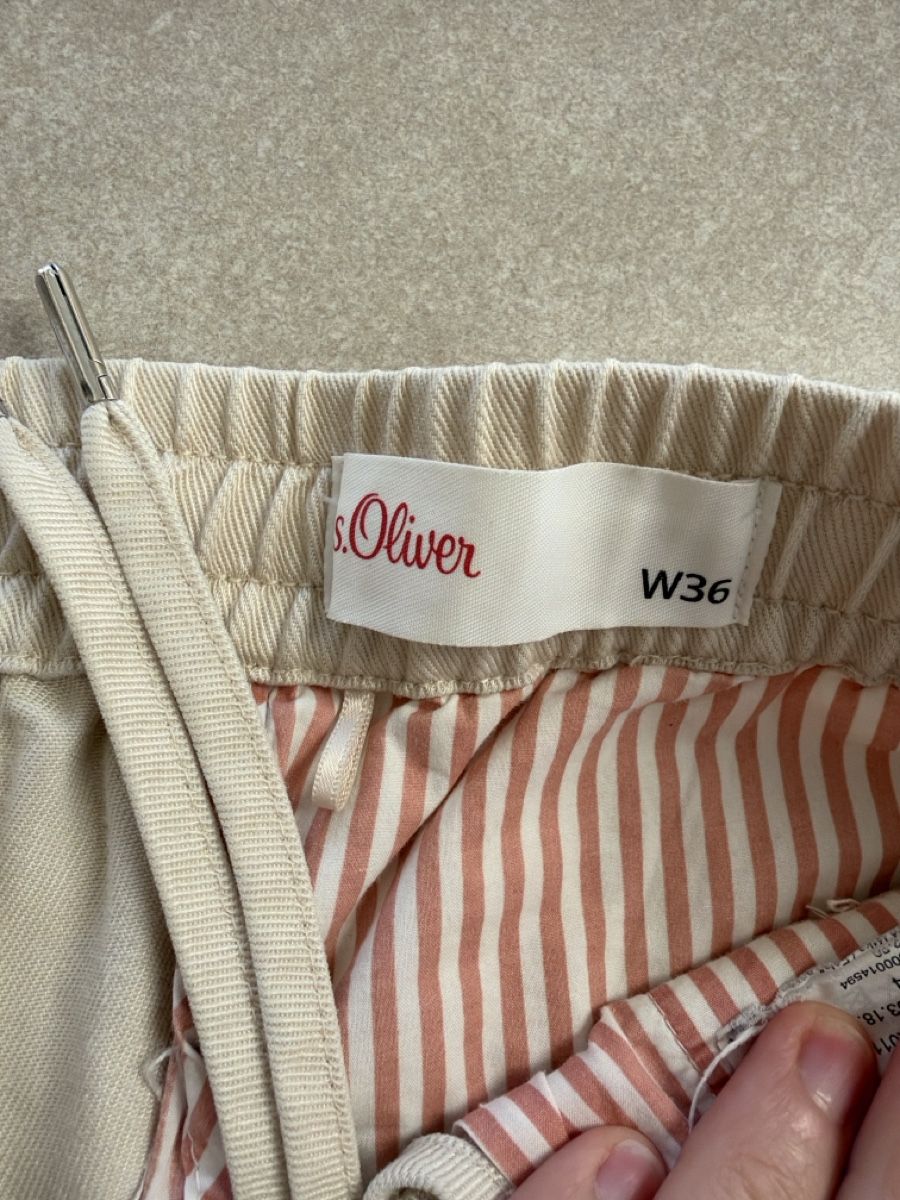 S.Oliver Hosen: Pantalon 3/4 S.oliver – Gebraucht aus Fétigny von Titou2010 1